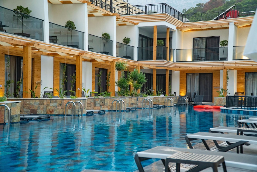 L HOTEL SARIGERME 5/48