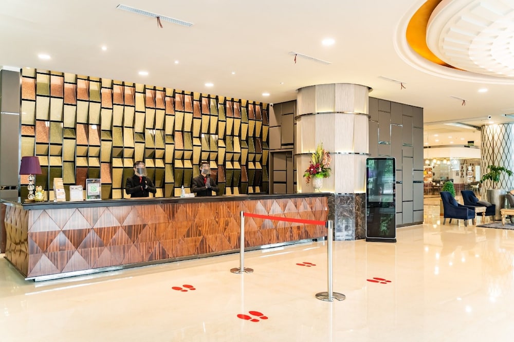Grand Paragon 4/55