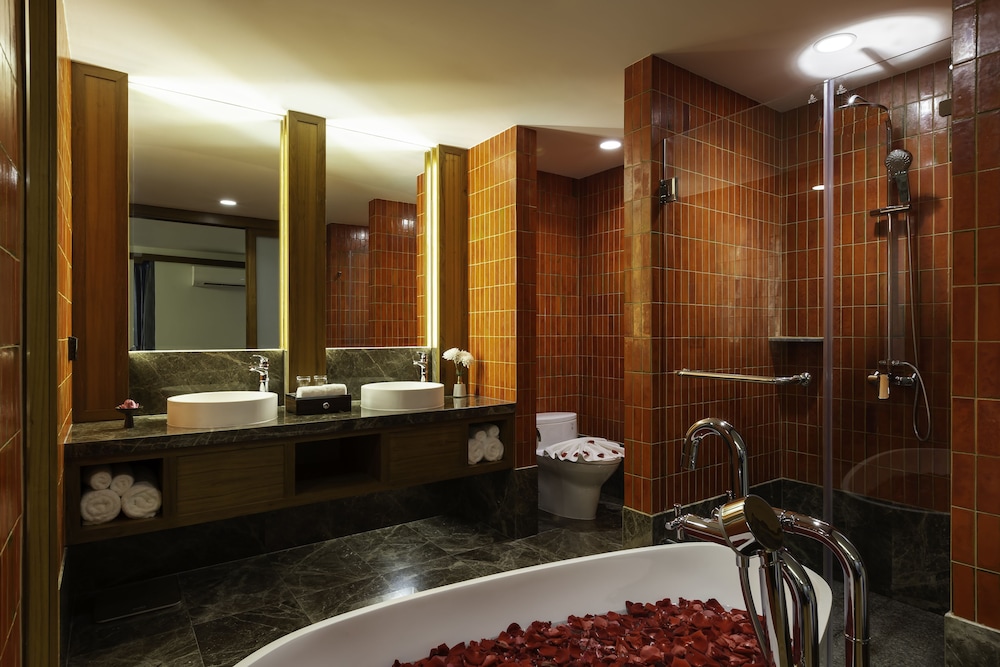 Lavana Hotel Chiangmai 28/32