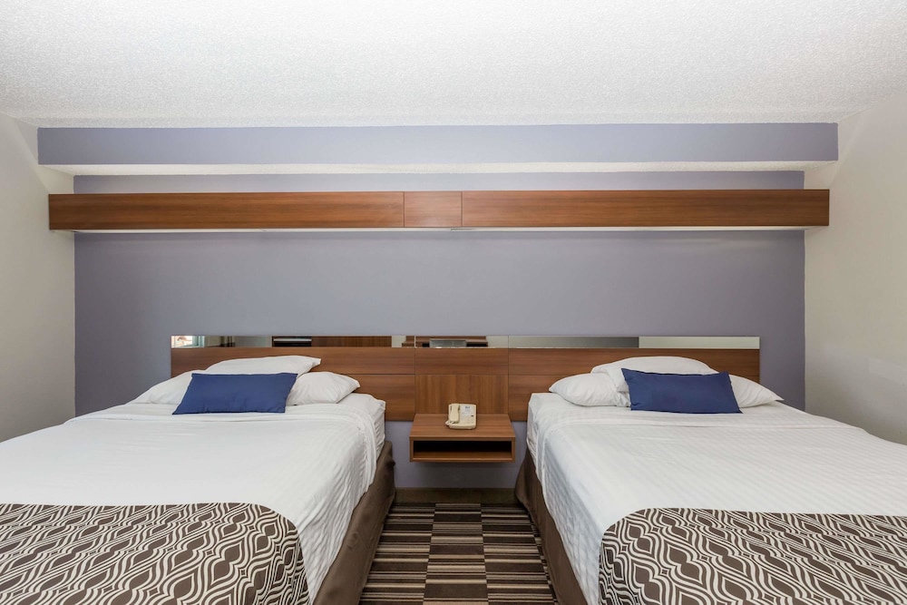 Microtel Inn Suites By Wyndham Sioux Falls 12/40