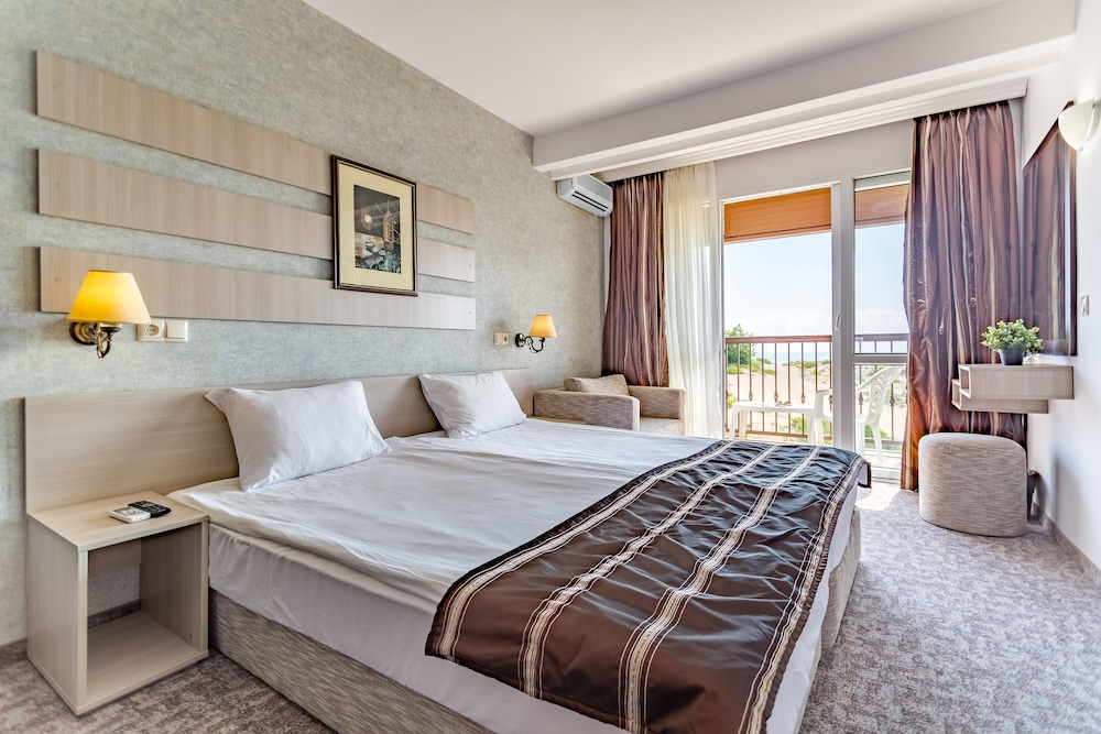 HI Hotels Imperial Resort 13/50