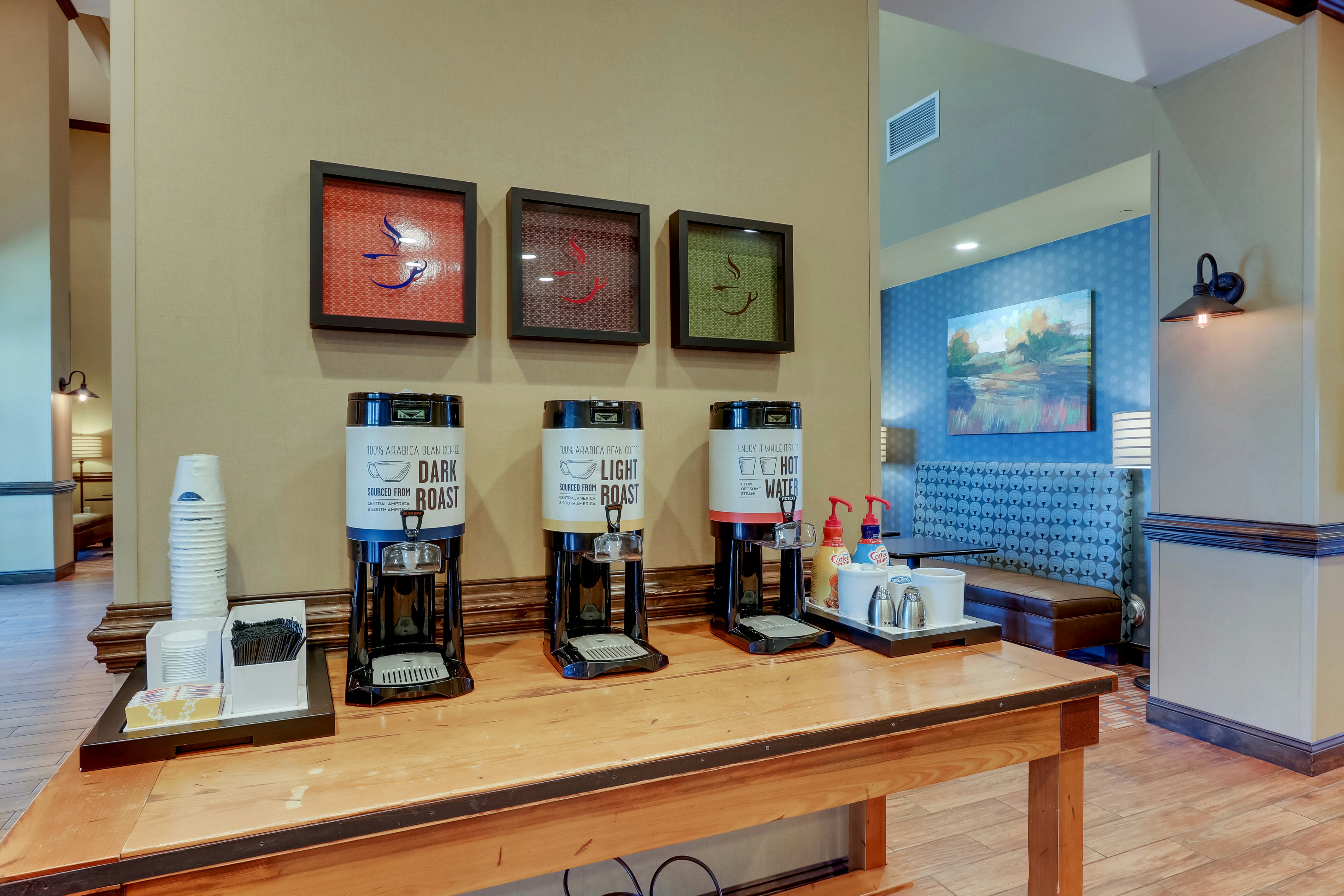 Hampton Inn & Suites Hartsville 52/76