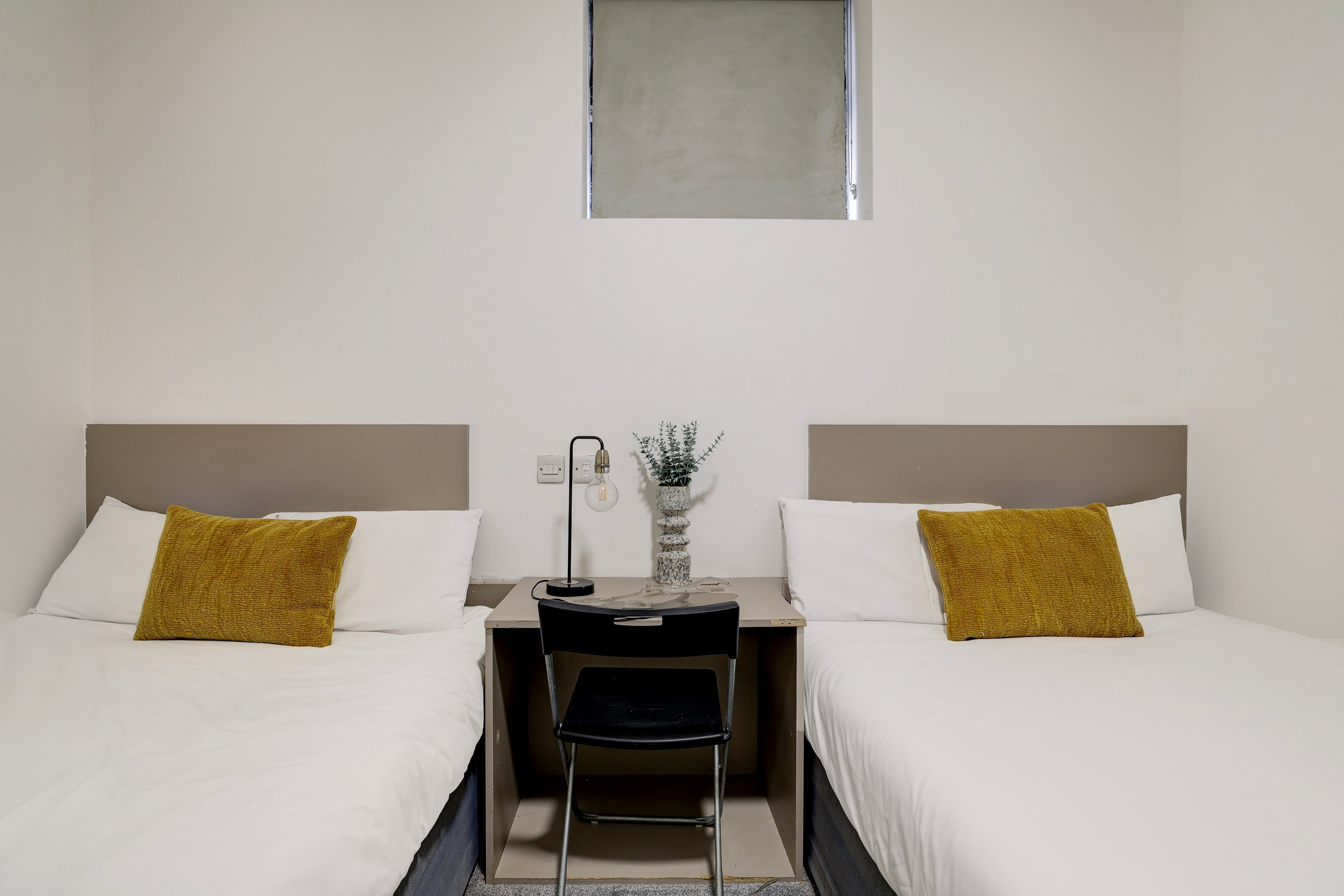 Belvilla Ilford Station Hotel, 4 min from Elizabeth line 21/46