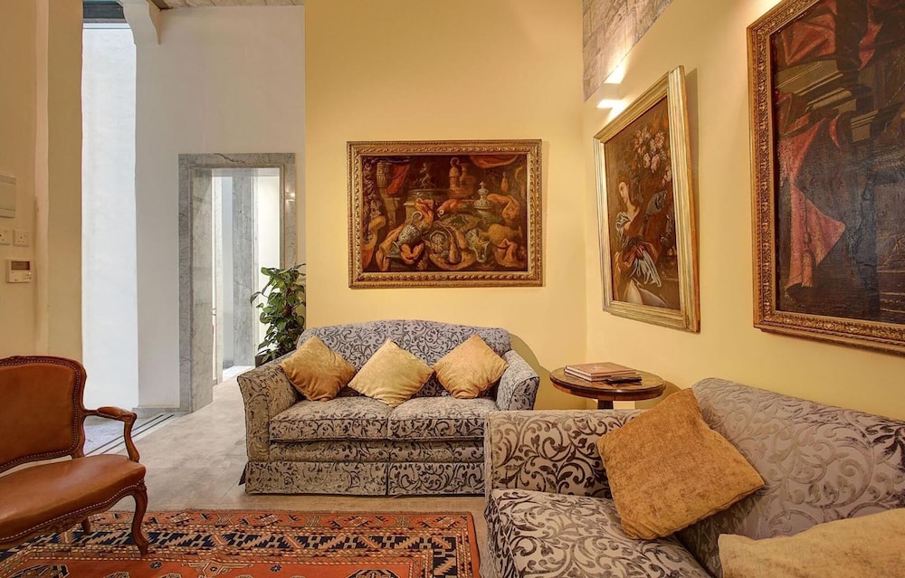 Palazzo Paolina Boutique Hotel 49/66