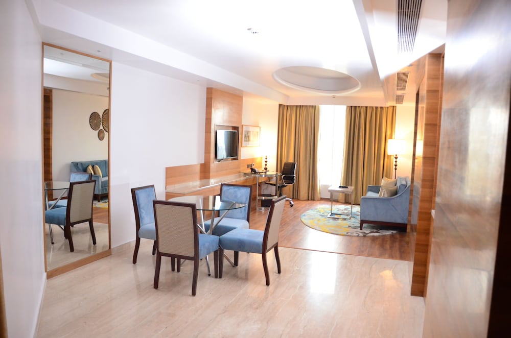 Radisson Blu Jammu 55/71