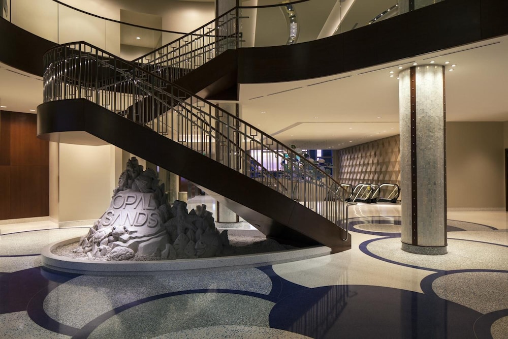 Opal Sands Resort 16/46