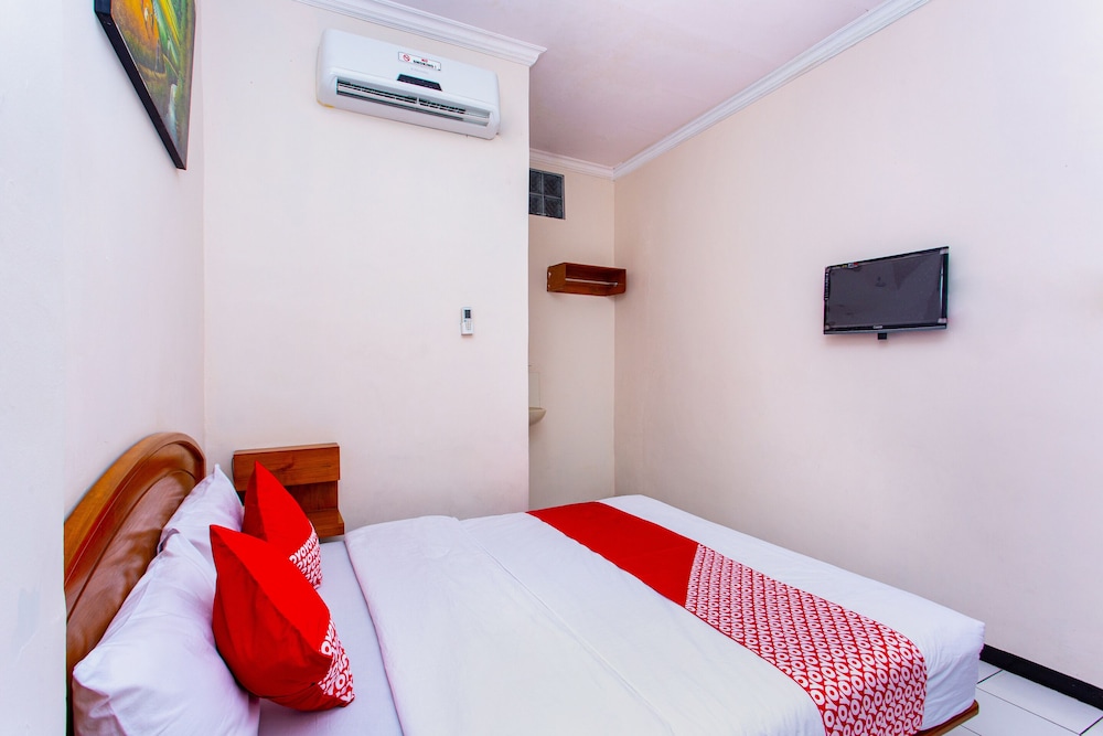 Room at OYO 3042 Griya Karangsalam Indah, PURWOKERTO