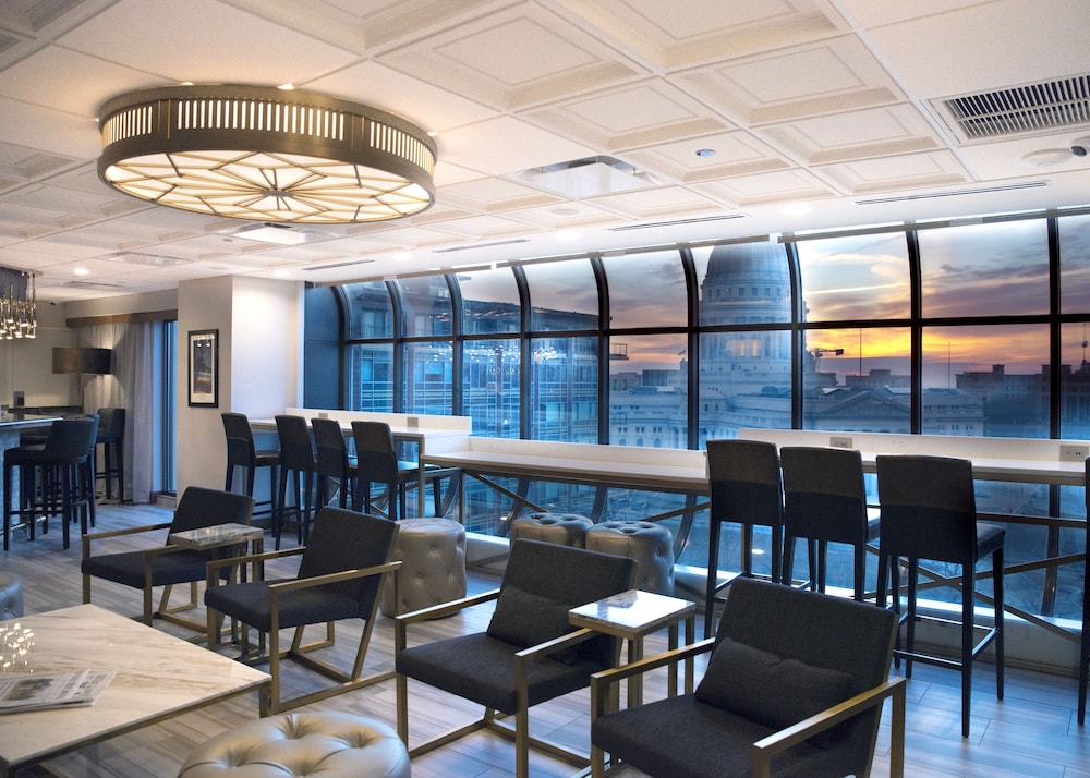 The Madison Concourse Hotel And Governor S Club 46/59