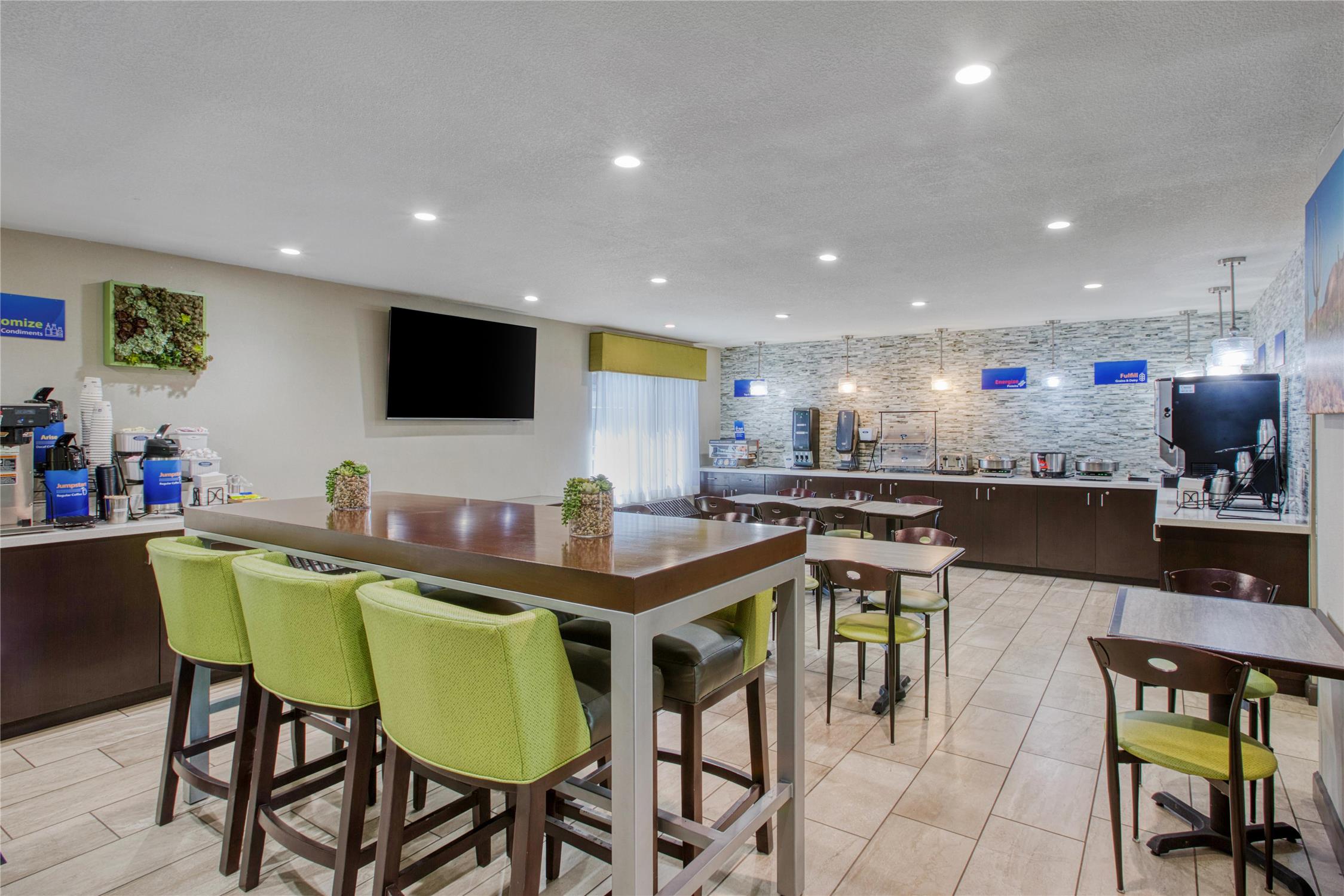 Best Western North Phoenix Hotel 58/76