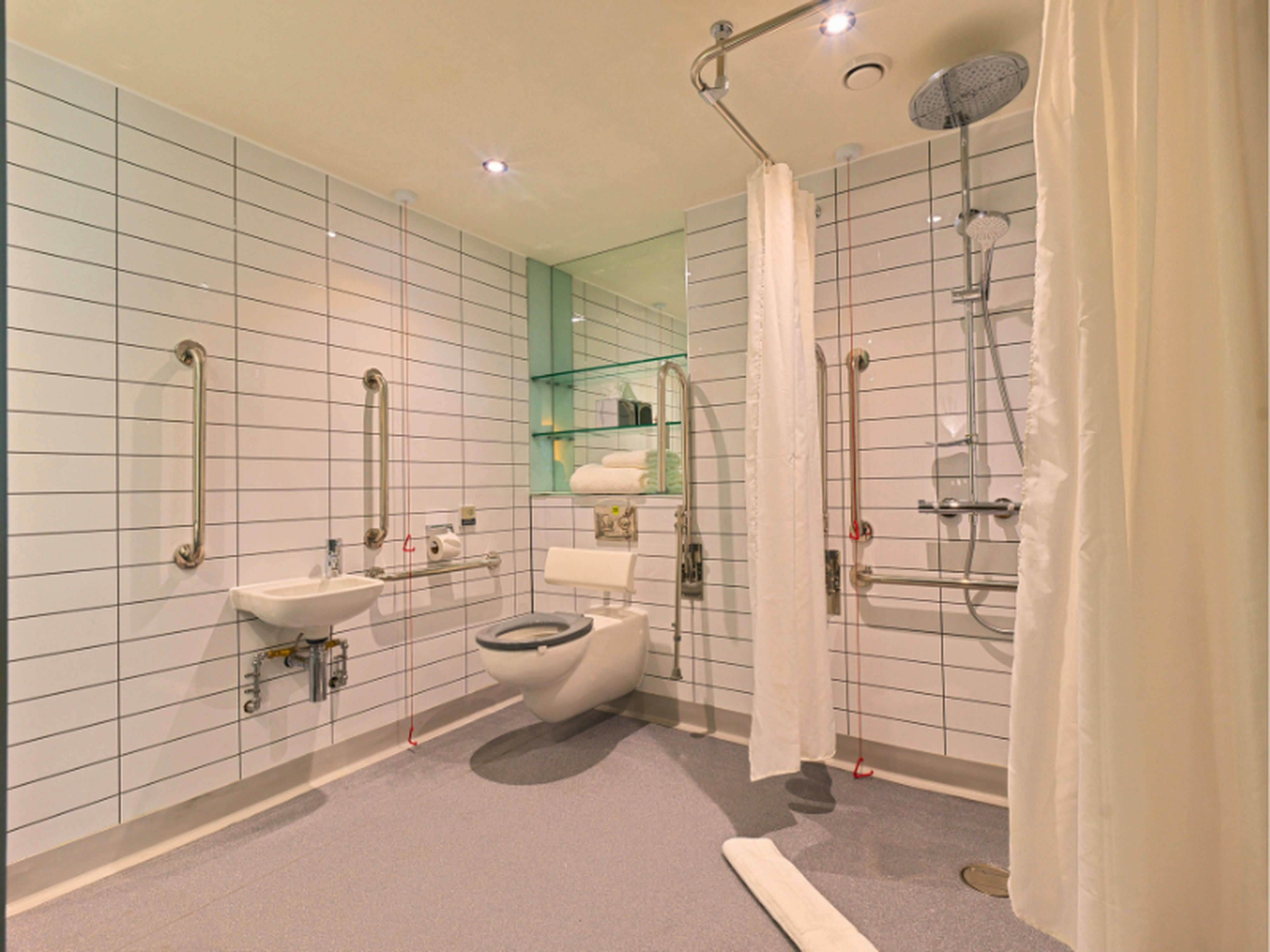 B&B HOTEL Warrington 70/71