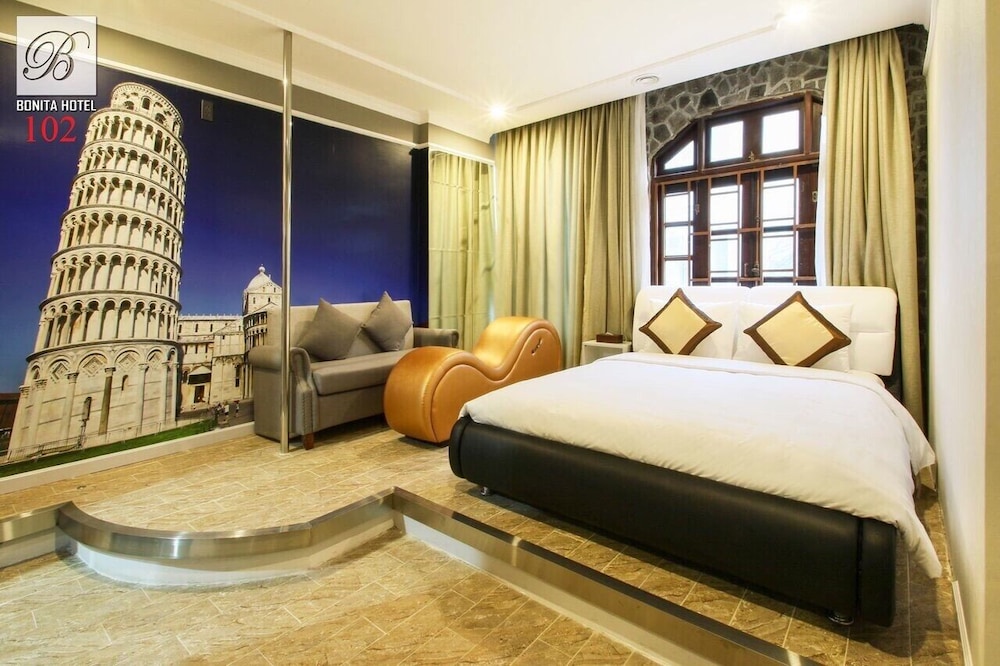 Collection O District 10 - Bonita Grand Hotel 13/50