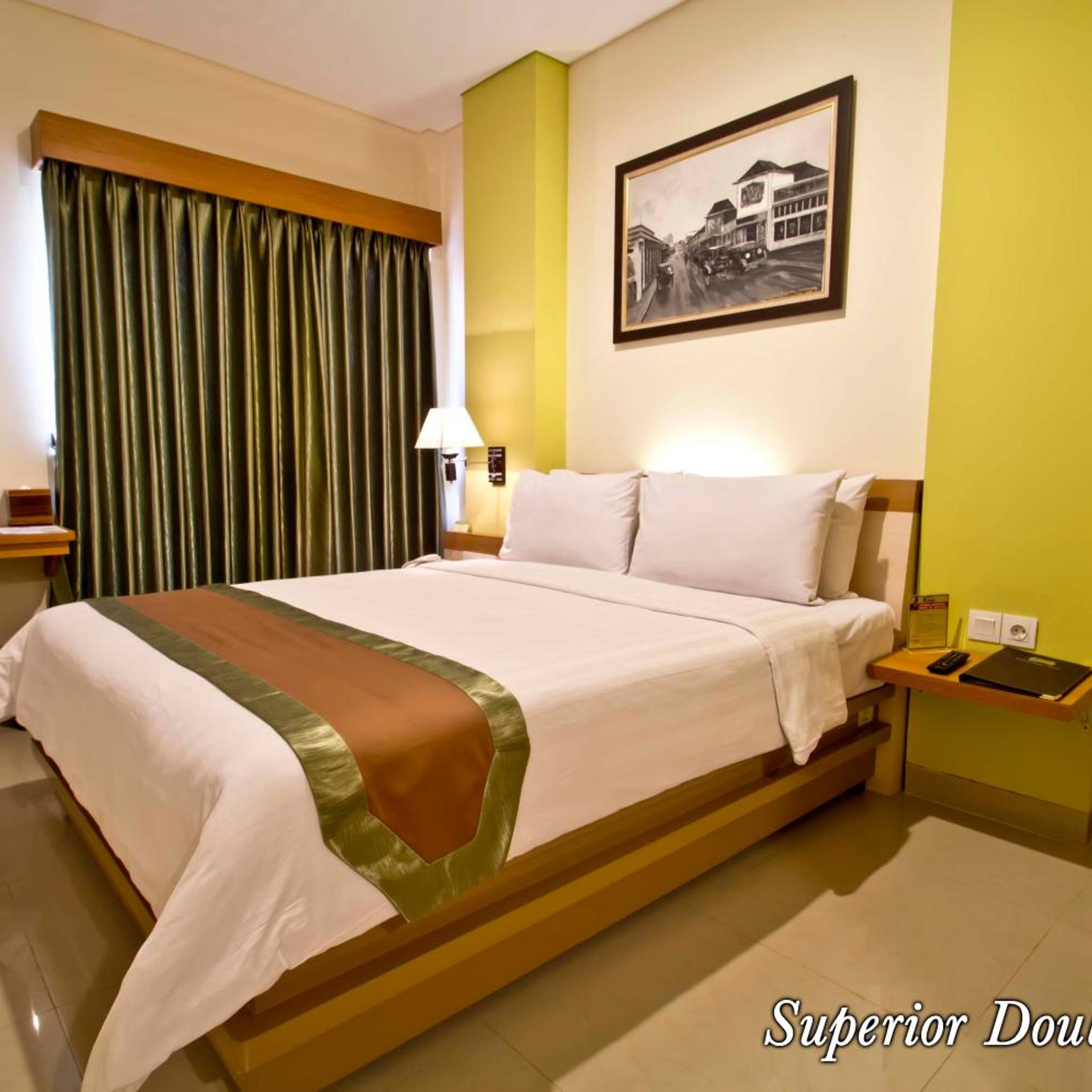 Standard, Double Bed, De Batara Hotel 2/9
