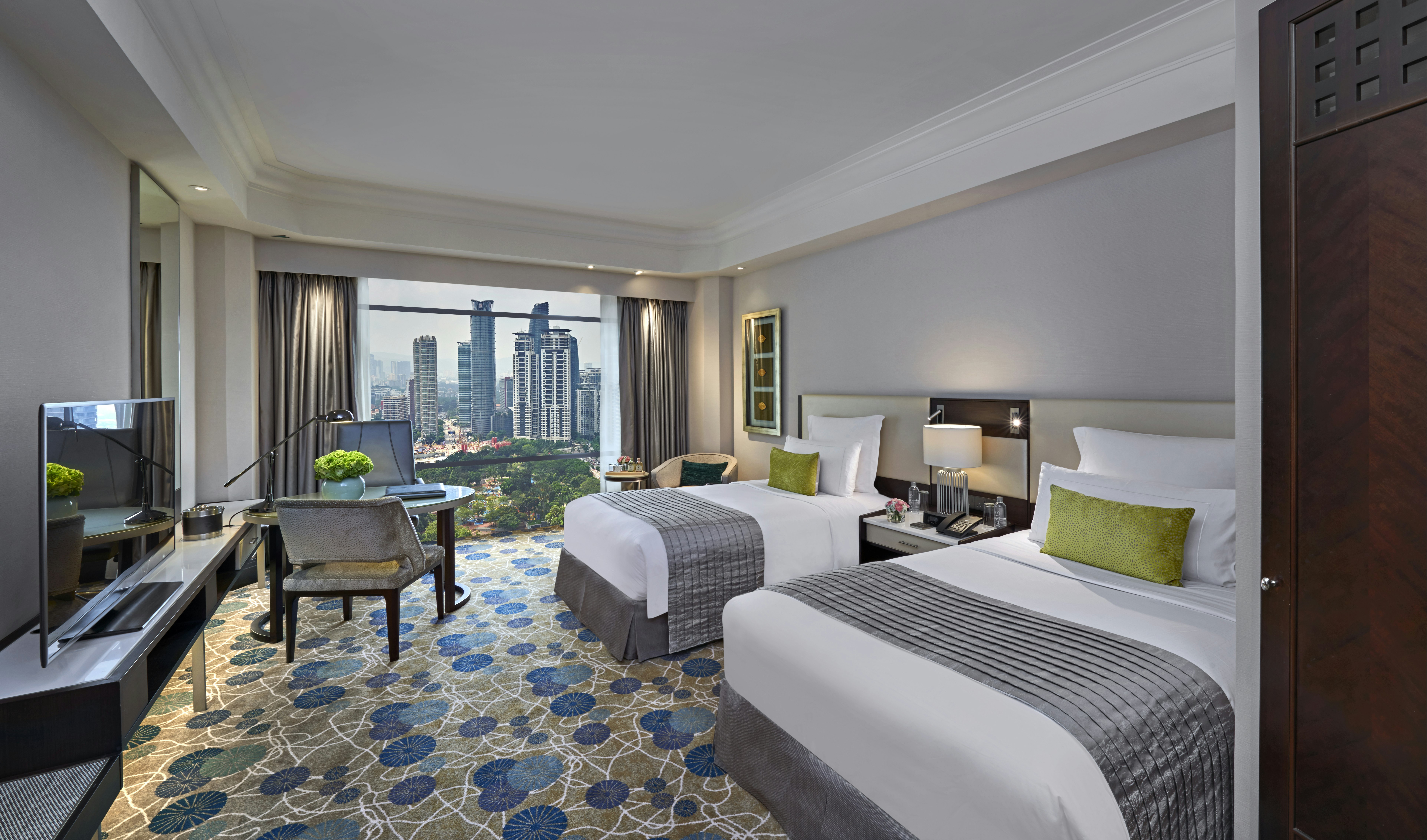 DELUXE, TWIN BEDS, PARK VIEW