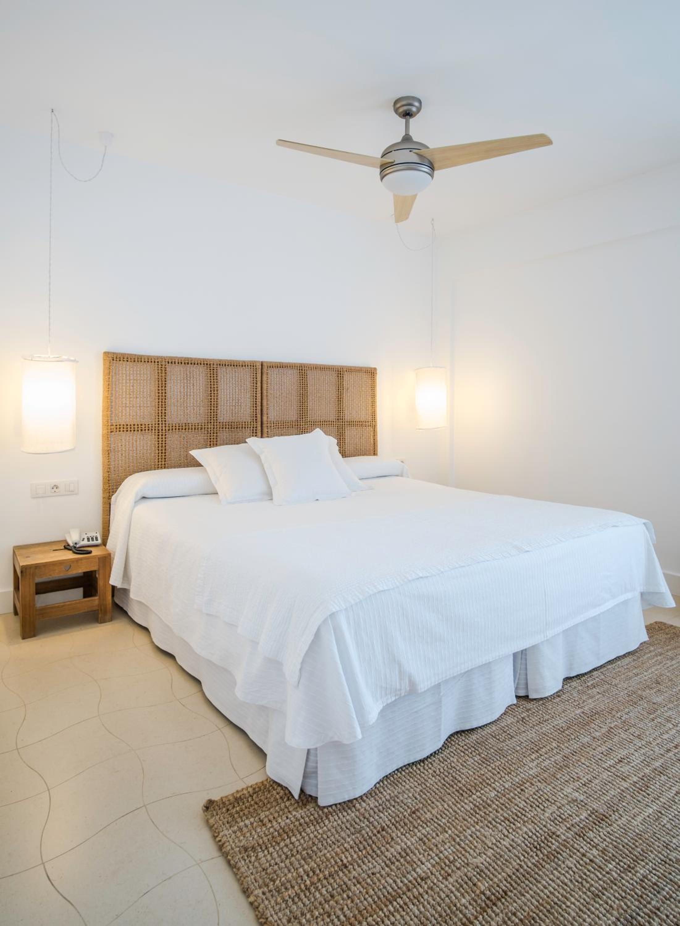 Hotel Es Mares 20/56