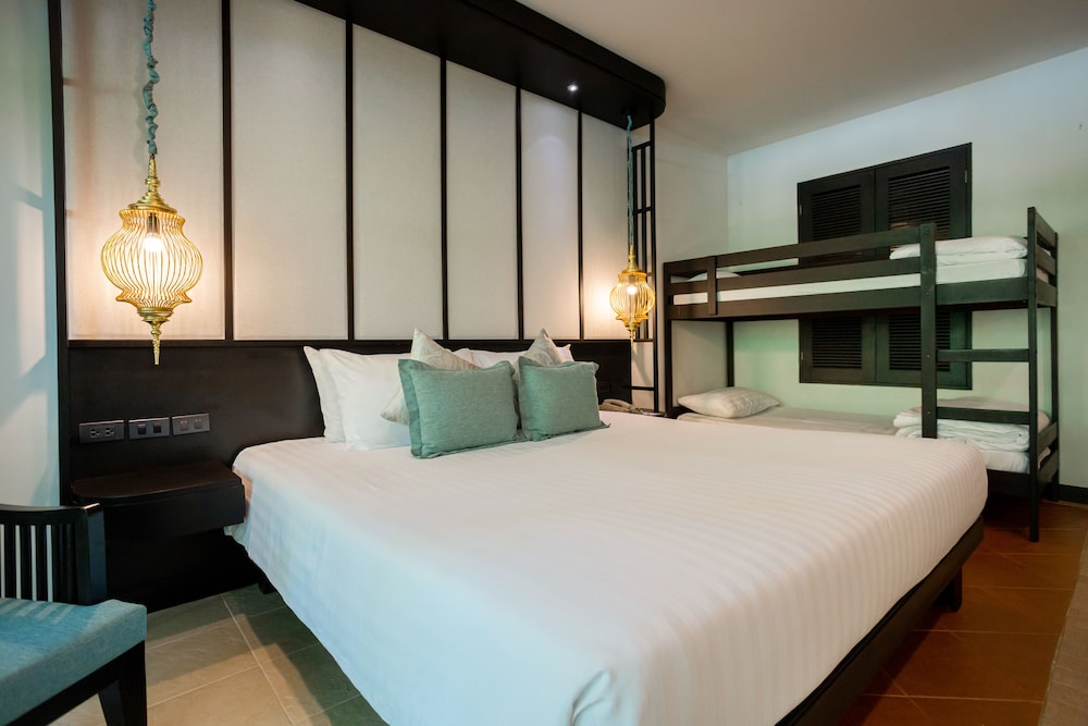Ravindra Beach Resort and Spa 17/76