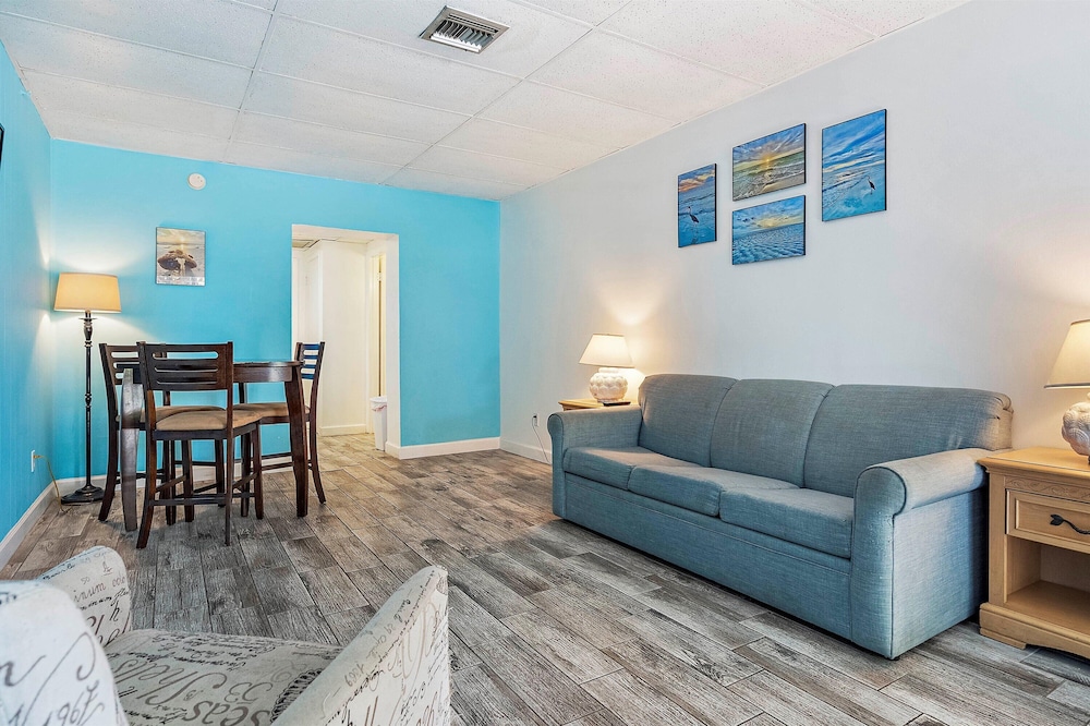 Malibu Resort Motel 23/50