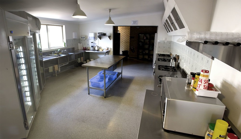 The Shiralee - Hostel 39/57