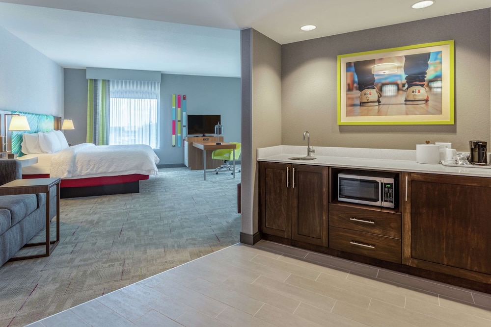 Hampton Inn & Suites Burlington IA 6/46