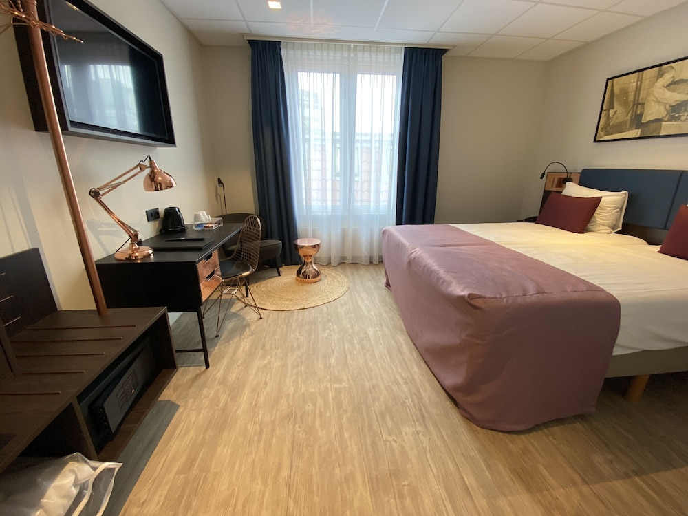 BEST WESTERN DAM SQUARE INN 21/54