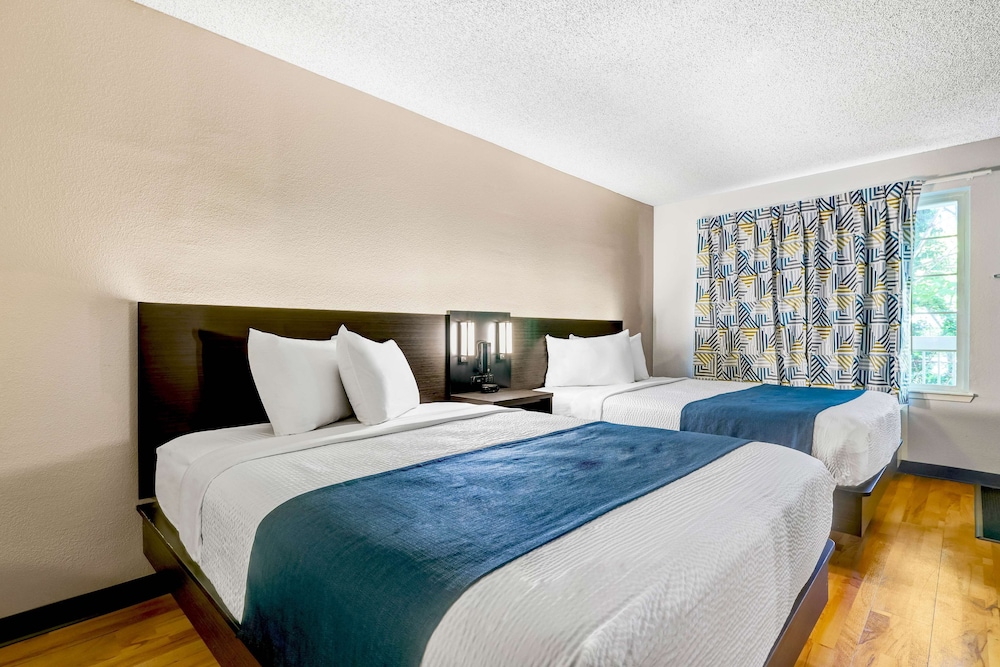 غرفة قياسية بسريرين كوين، Studio6 Mountlake Terrace, WA - Seattle 2/6