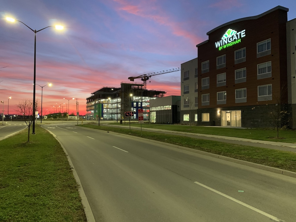 Wingate by Wyndham Kanata West Ottawa 47/49