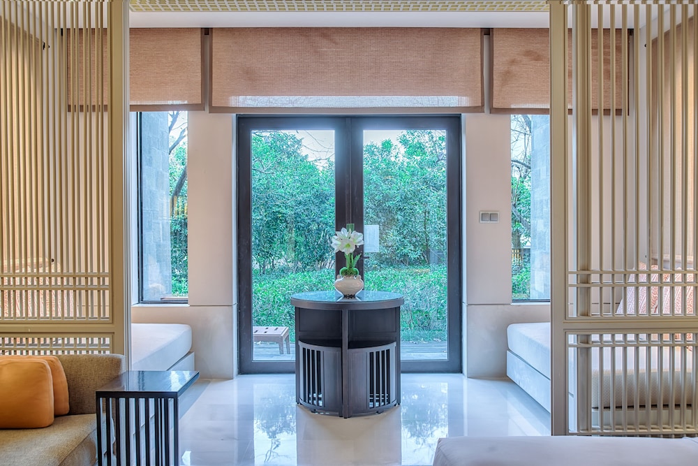 Park Hyatt 50/50