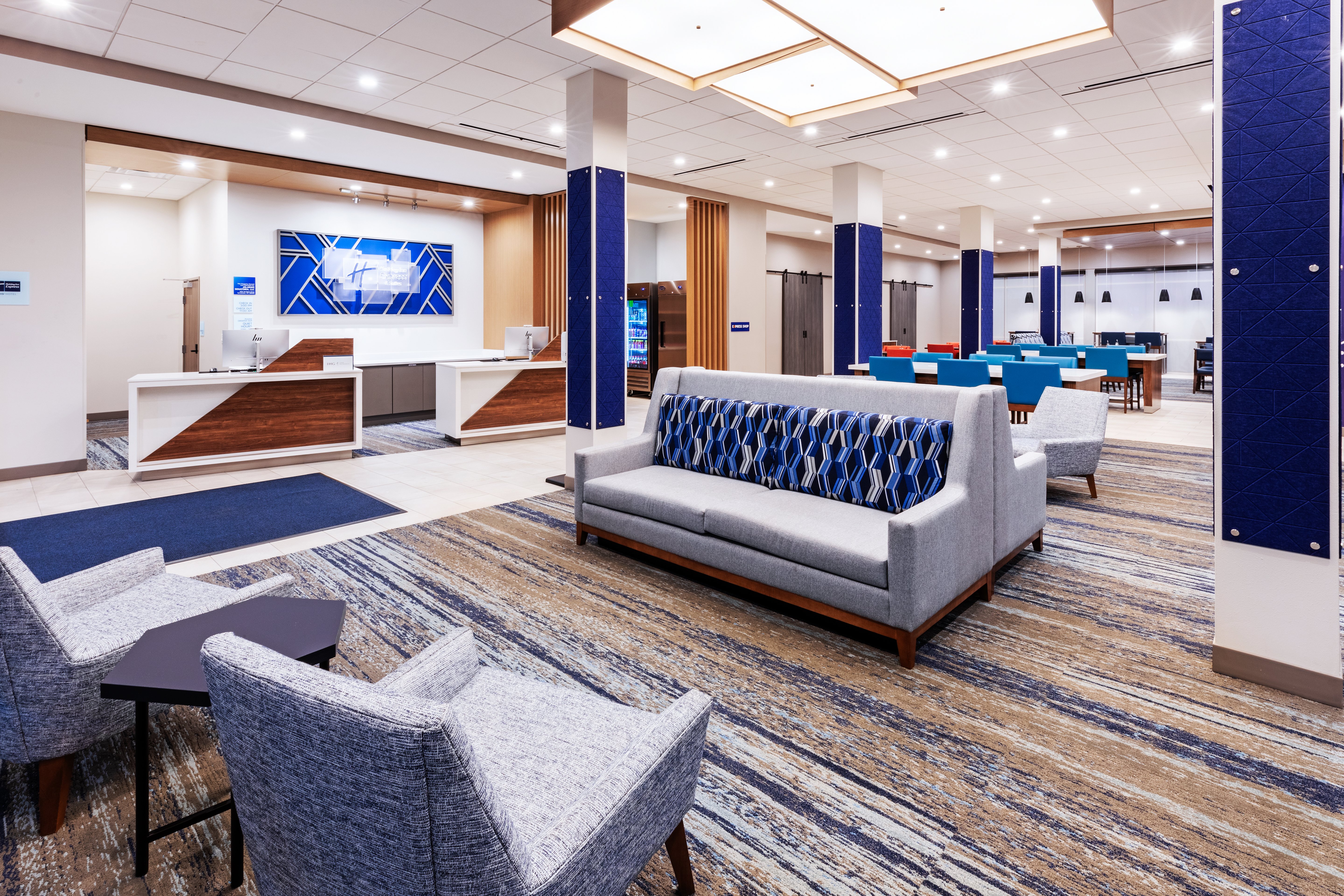 Holiday Inn Express & Suites SENATOBIA I-55 38/54