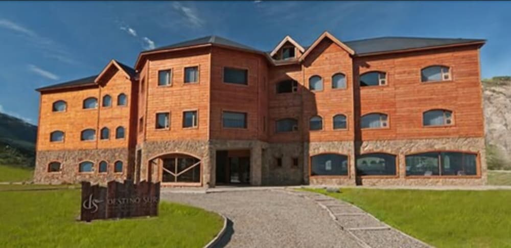 Destino Sur Hotel and Spa de Montana 70/73