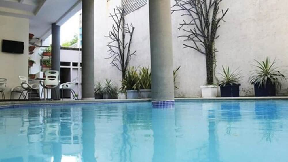 Hotel Casa del Arbol Galerias 60/62