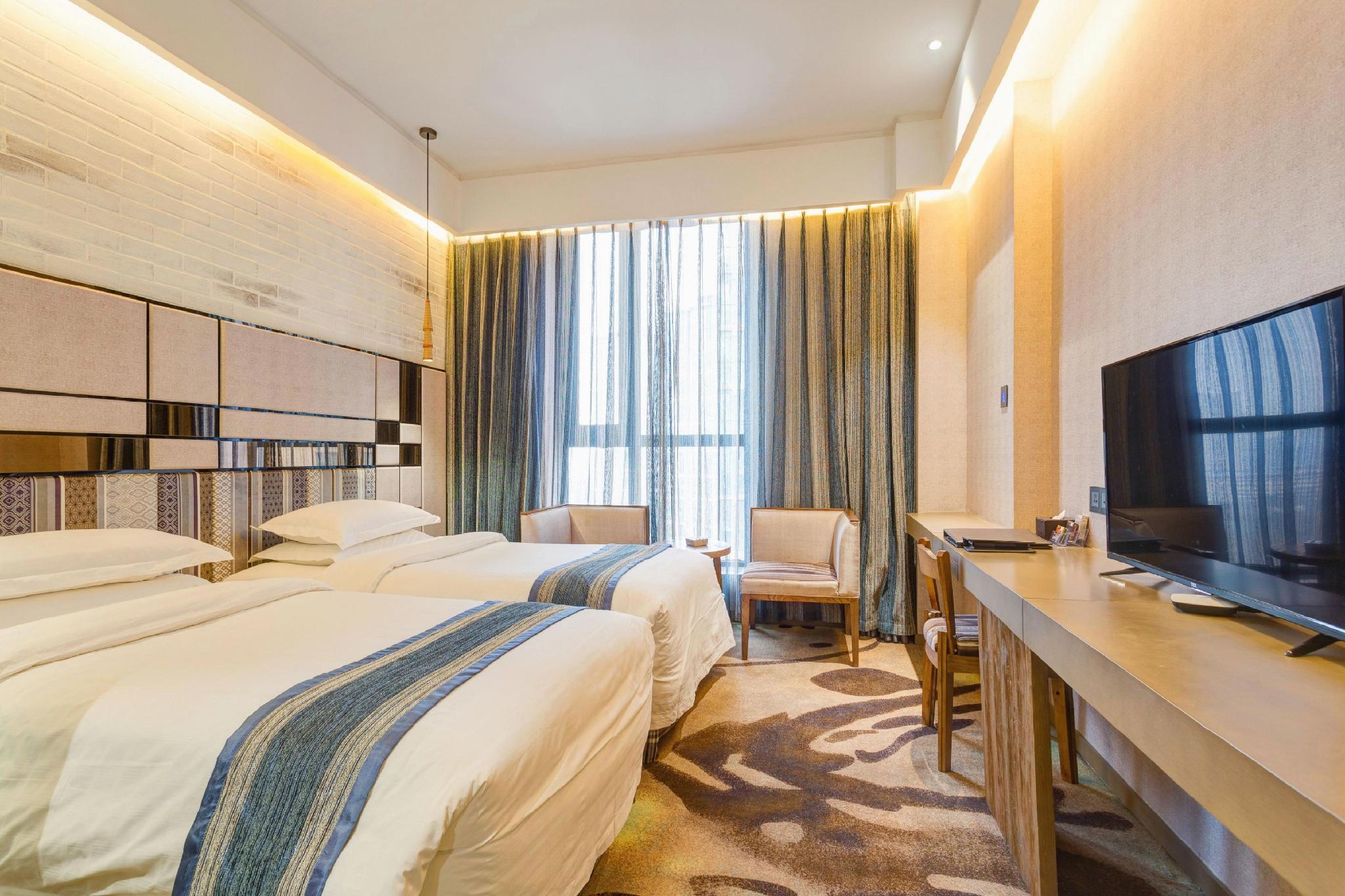 Long March Milaso Hotel 17/33
