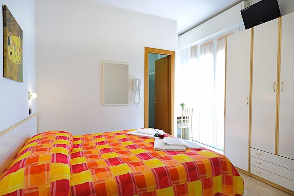 Petrarca Hotel 13/50