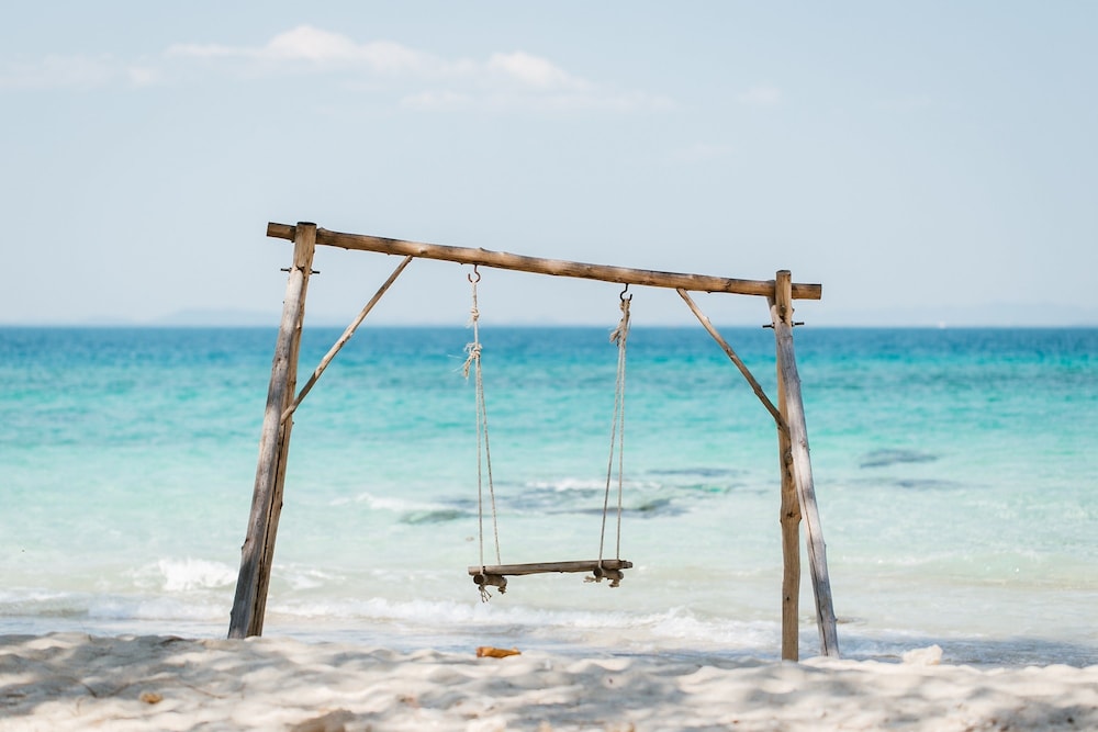KOH MUNNORK PRIVATE ISLAND 36/50