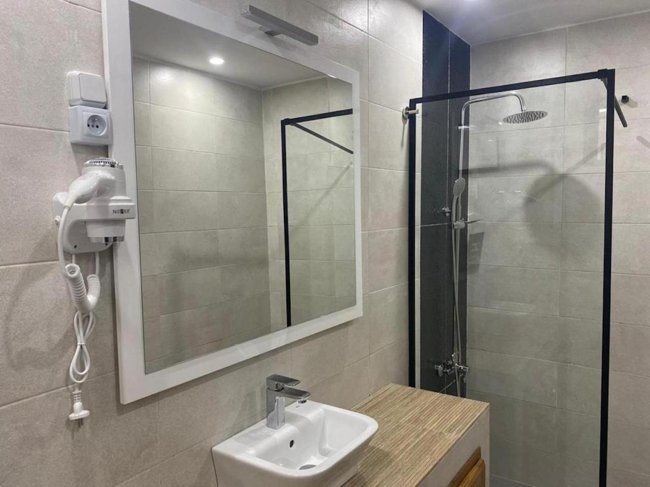 Residence La Corniche 37/39