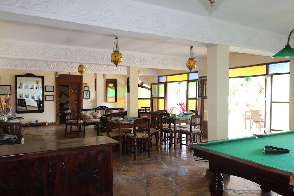 Zanzibar House 32/50