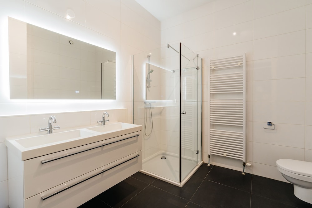 BizStay Harbour Scheveningen Apartments 49/50