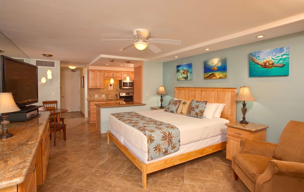 Lahaina Shores Beach Resort 11/57
