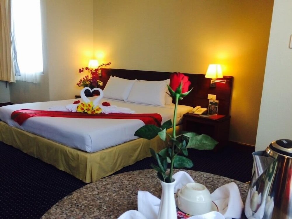Hadyai Golden Crown Hotel 21/58