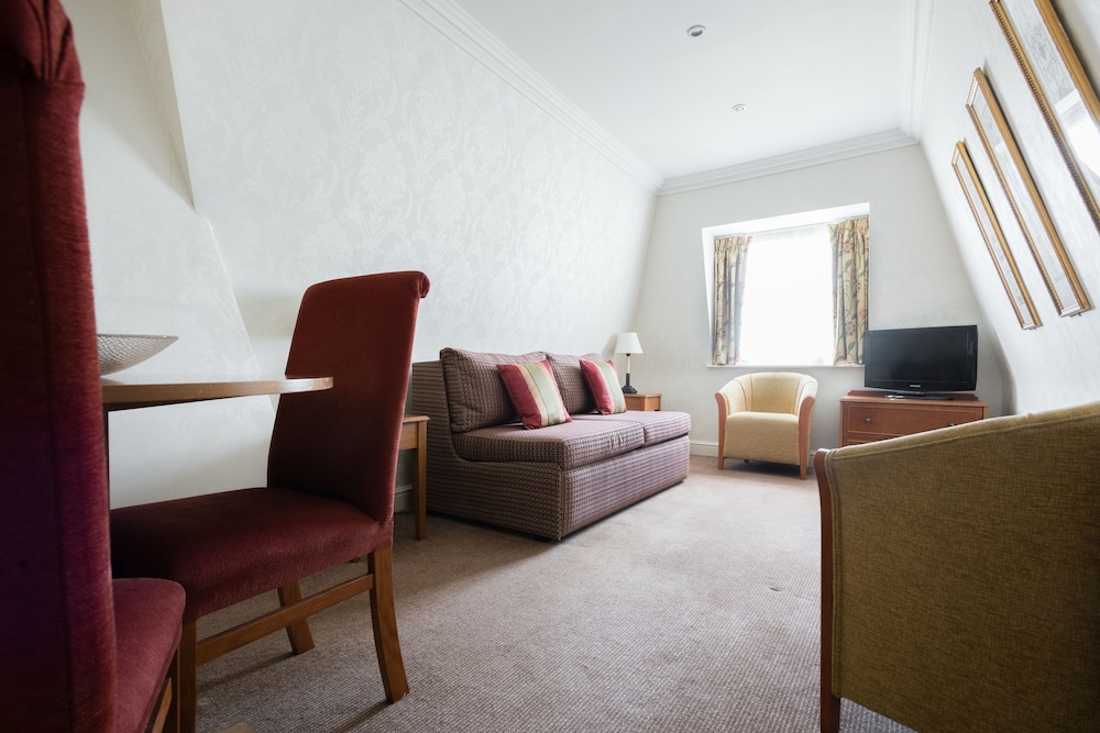 Byron Hotel 52/69