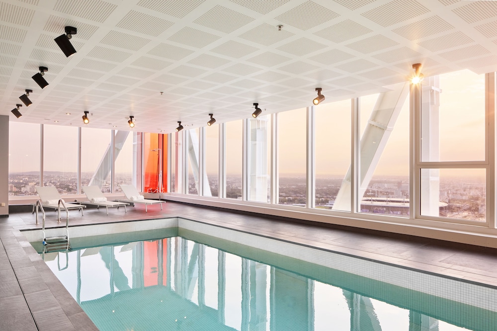 H4 Wyndham Paris Pleyel 58/87