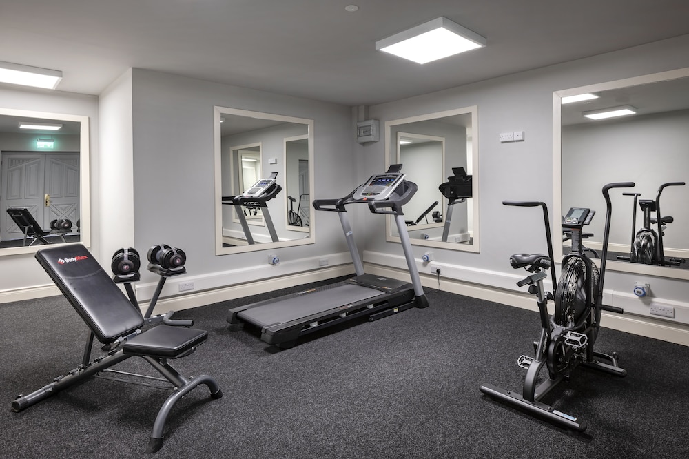 Treacys Oakwood Hotel, Shannon 30/55