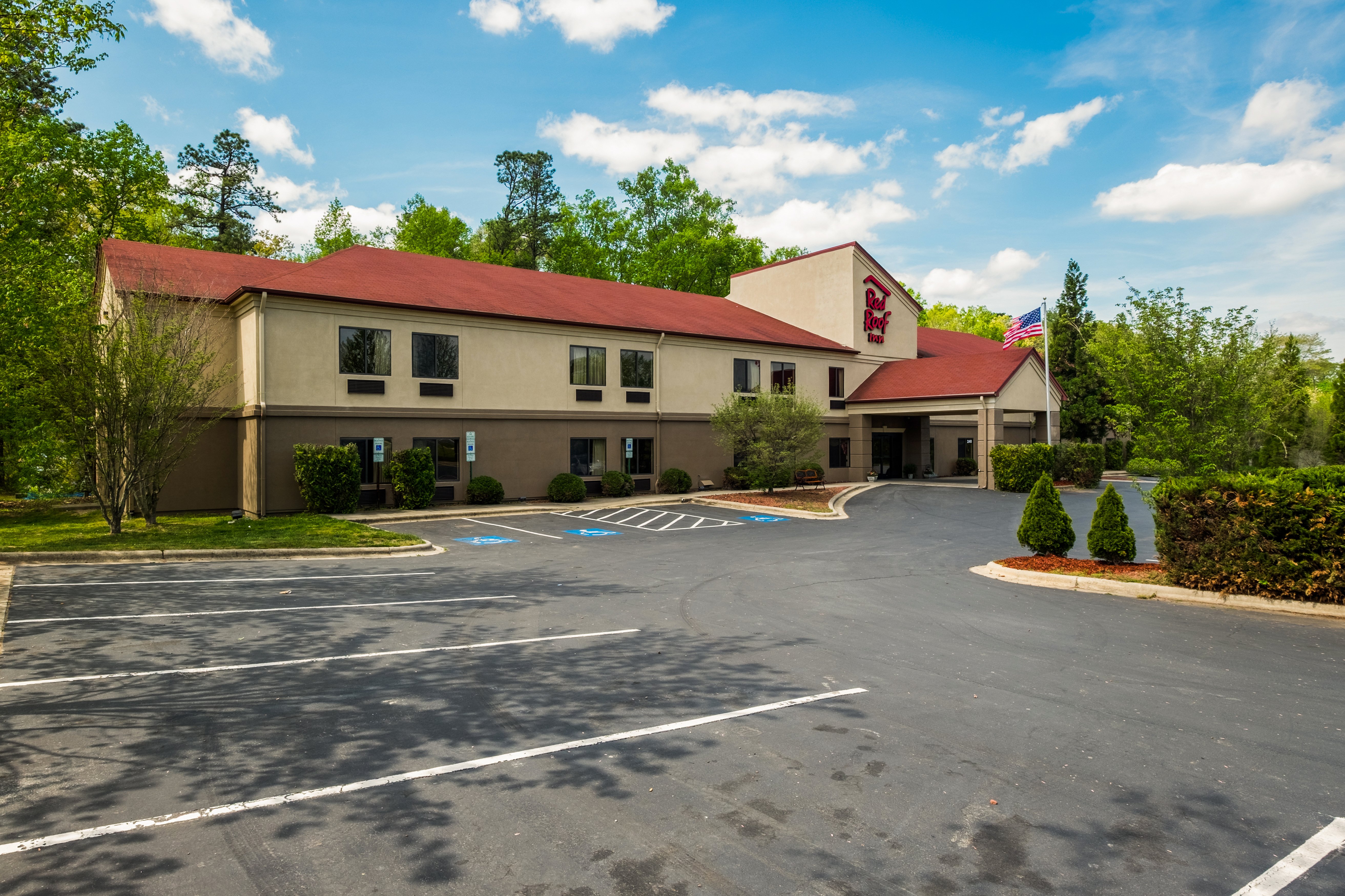 Red Roof Inn Hendersonville 32/32