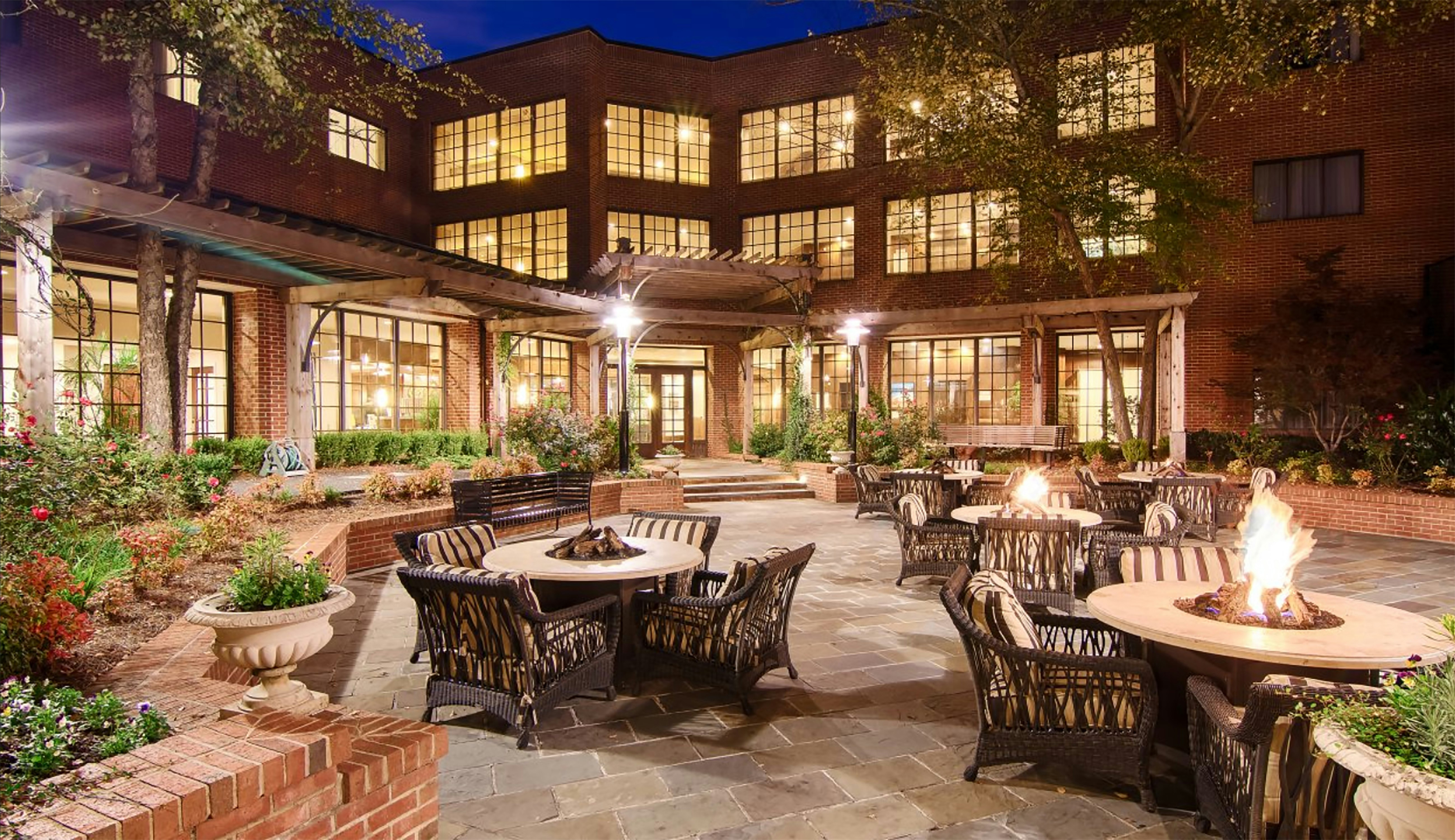 DoubleTree Suites by Hilton Charlotte SouthPark 33/60