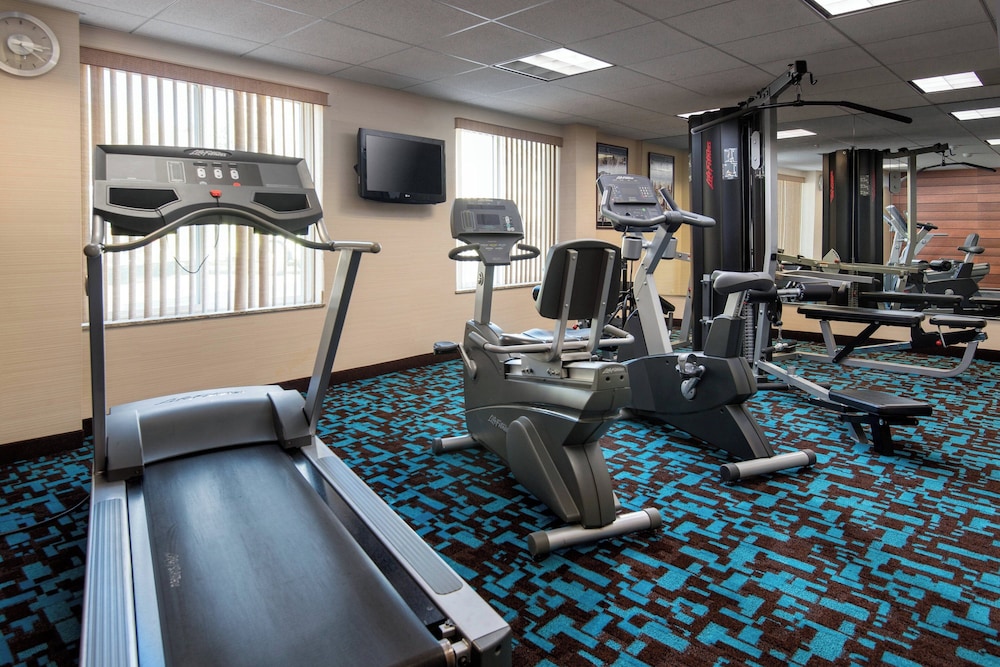 Fairfield Inn Sacramento Cal Expo 22/50