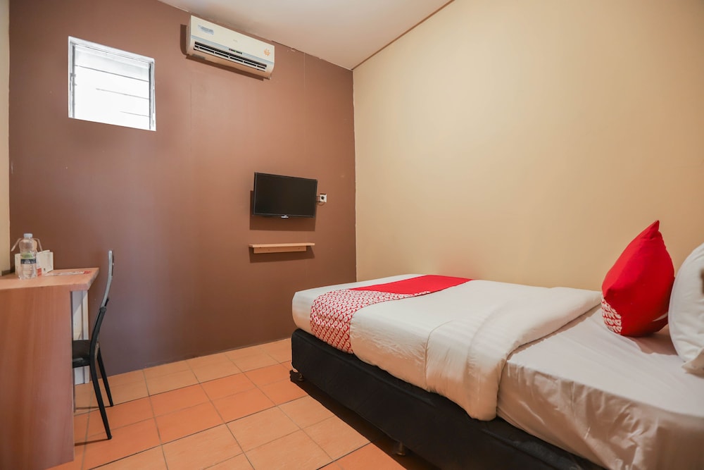 Hotel O Near Summarecon Mall Serpong 24/60