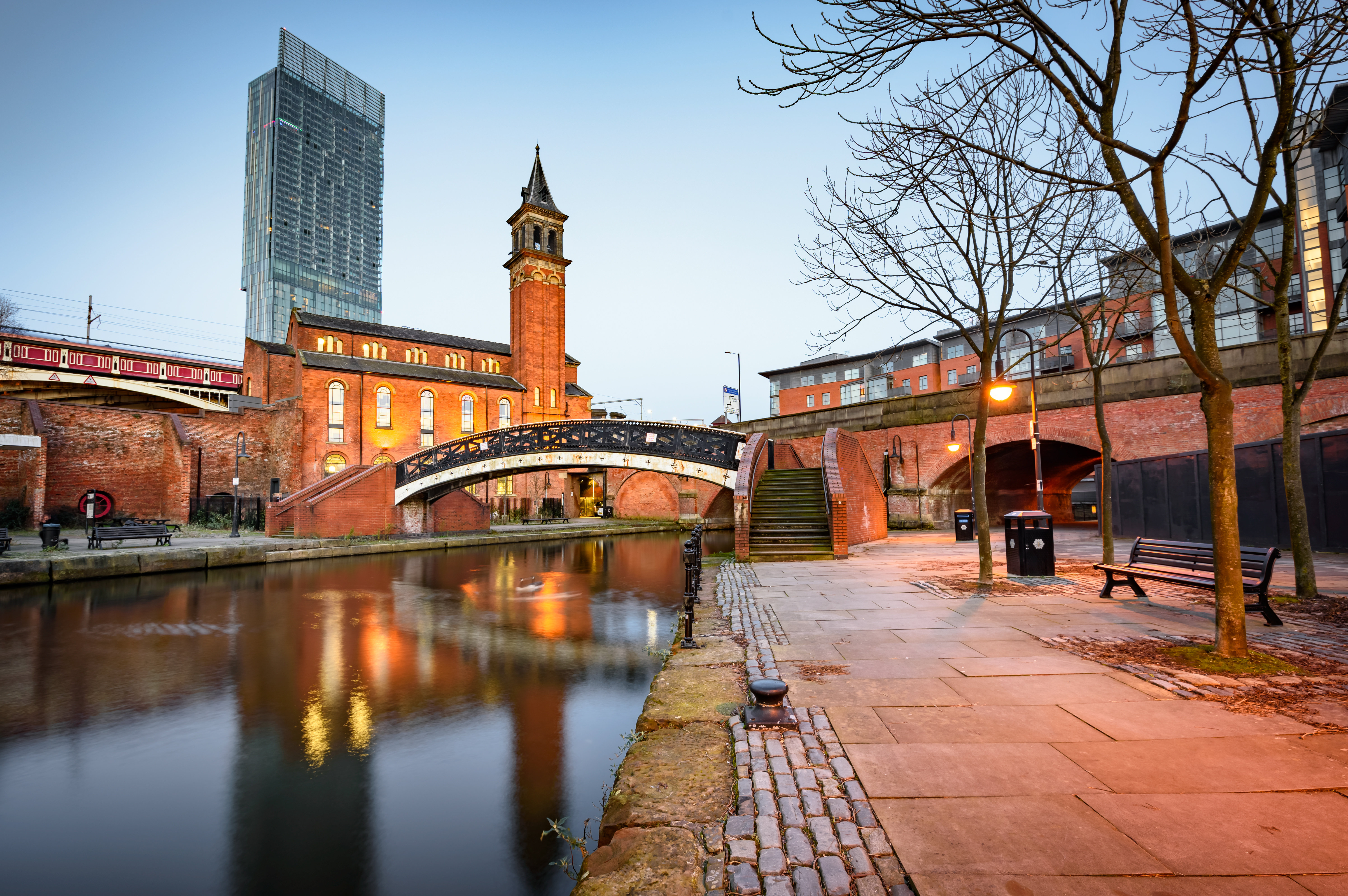 Holiday Inn Express Manchester - Salford Quays 23/27