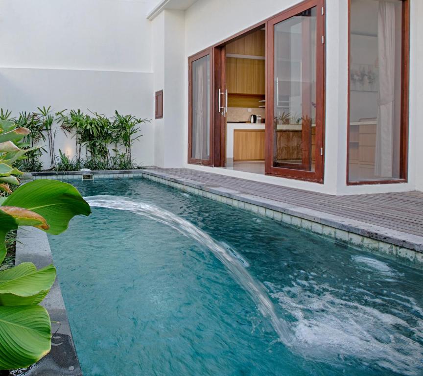 Taman Seminyak Suites 16/16