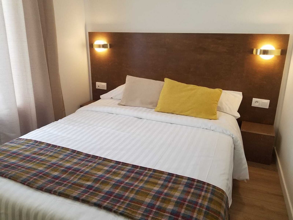 Dupleix Hotel 6/15