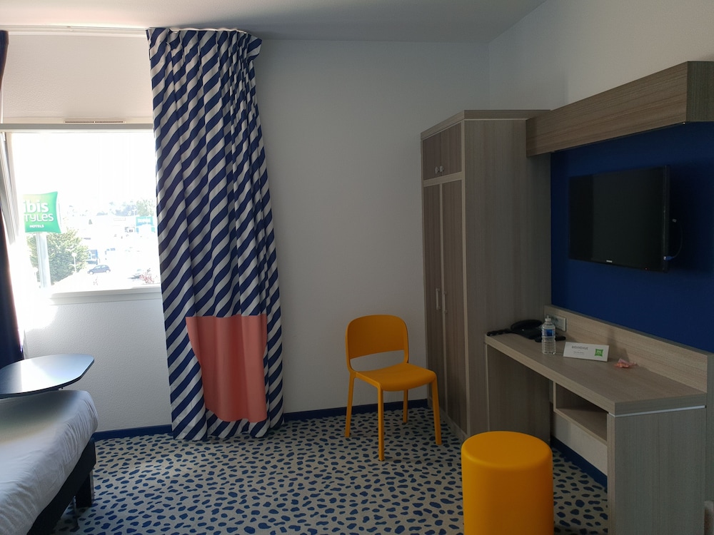 Ibis Styles Marseille Plan De Campagne 26/70