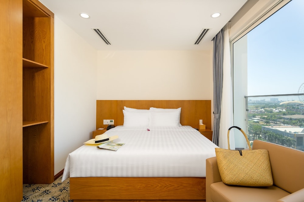 Lamanga Hotel & Suite Da Nang 7/50