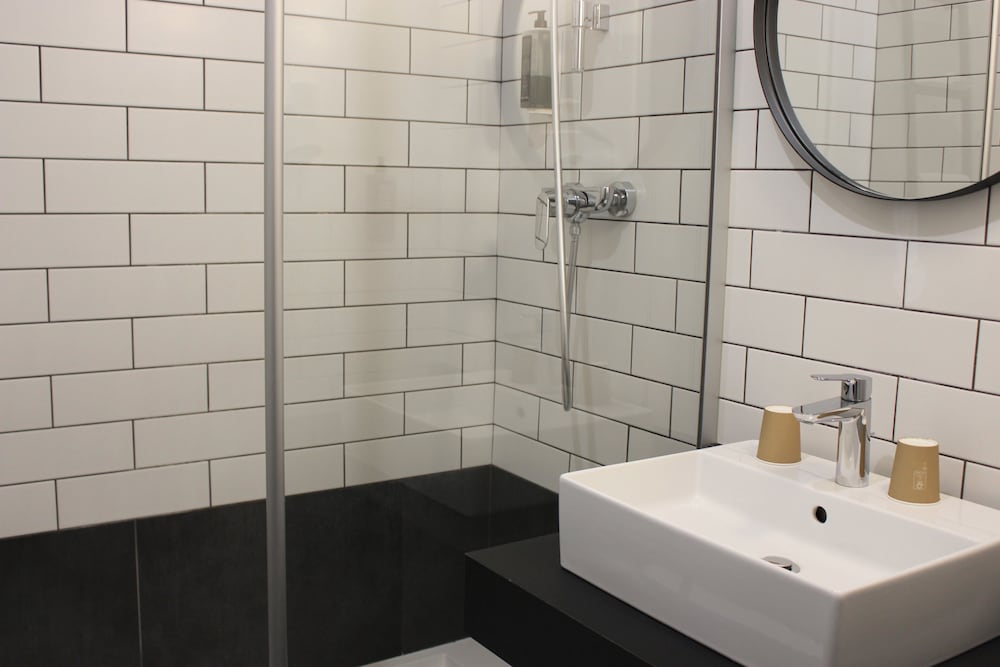 Ibis Dijon Sud 62/63